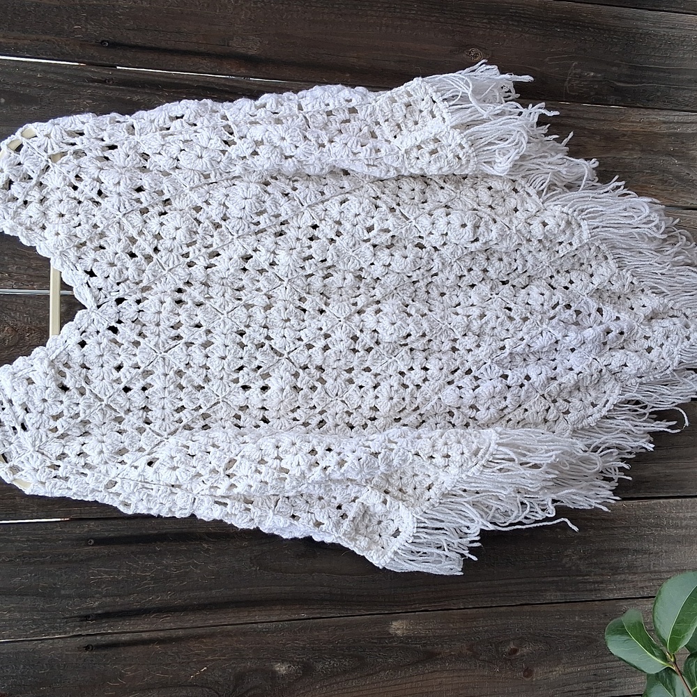 Crochet Poncho - Picture 3 of 4